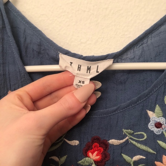 3/$20 • EMBROIDERED BOUTIQUE TOP - Picture 3 of 4